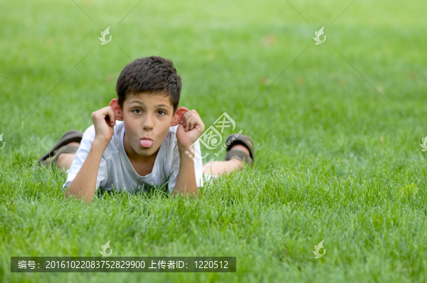 戲弄的少年