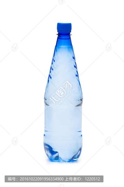 白瓶子上的水