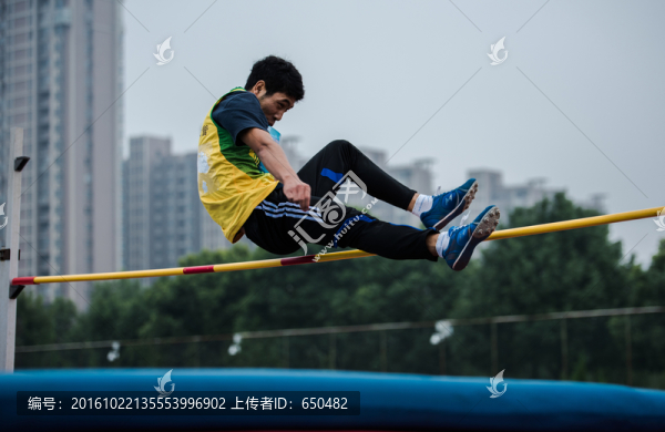 跳高