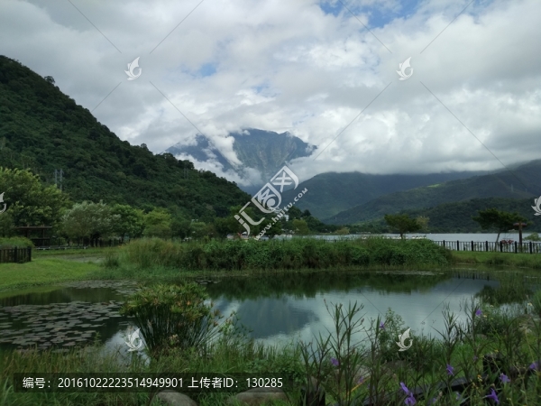 山之倒影