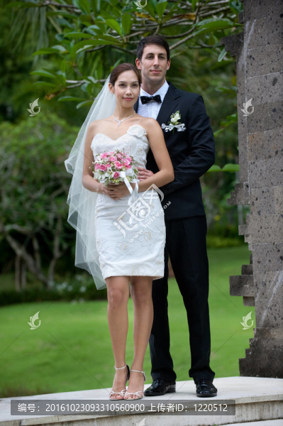 新婚夫婦