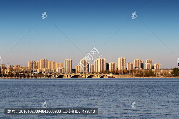 大慶都市風(fēng)光,黎明湖,樓房,湖