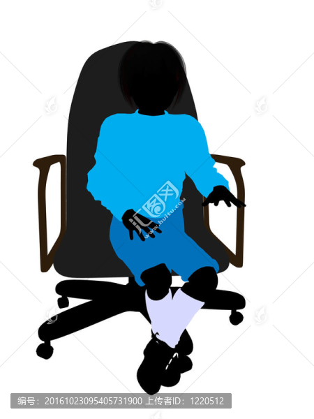 坐在椅子上的美國黑人男孩剪影