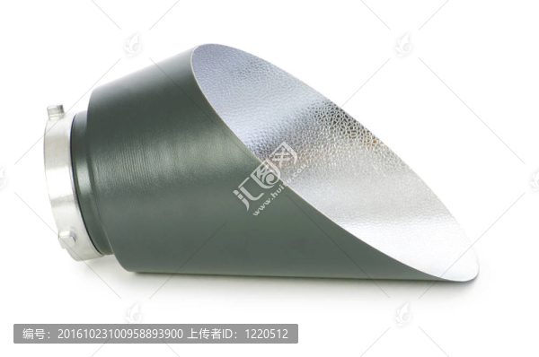 白光背景下的背光反射器