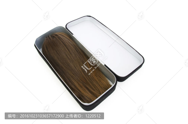 頭發(fā)假發(fā)孤立在白色