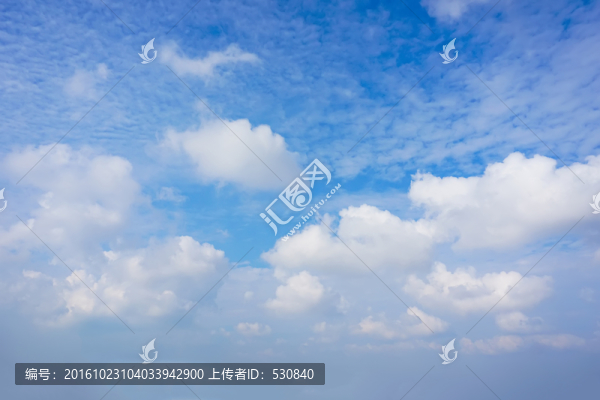 藍(lán)天白云