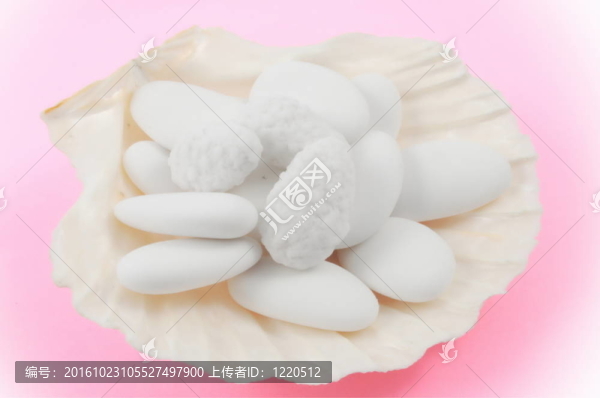 在殼的婚禮糖果