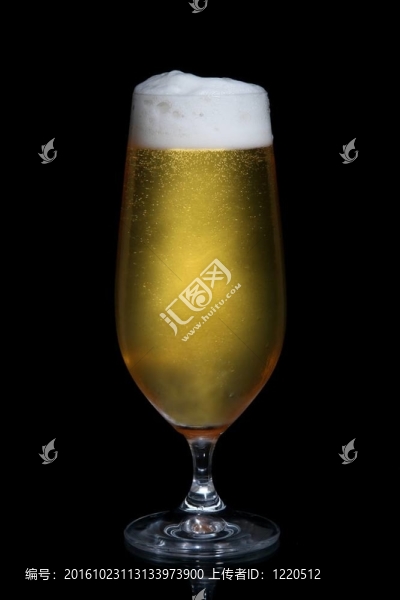 啤酒中的格拉斯