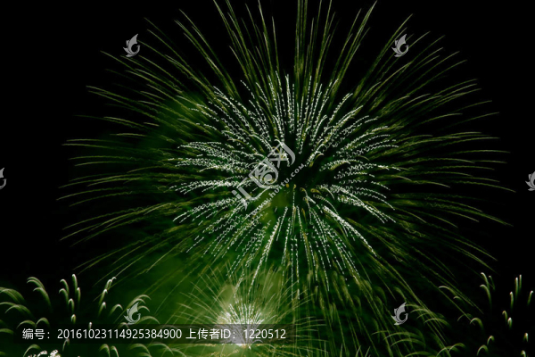 綠色煙花