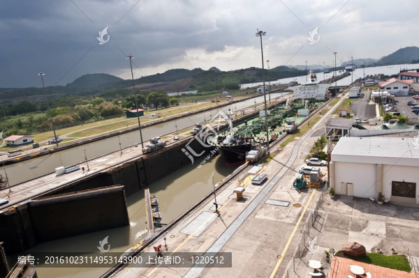 巴拿馬運(yùn)河米拉弗洛雷斯船閘