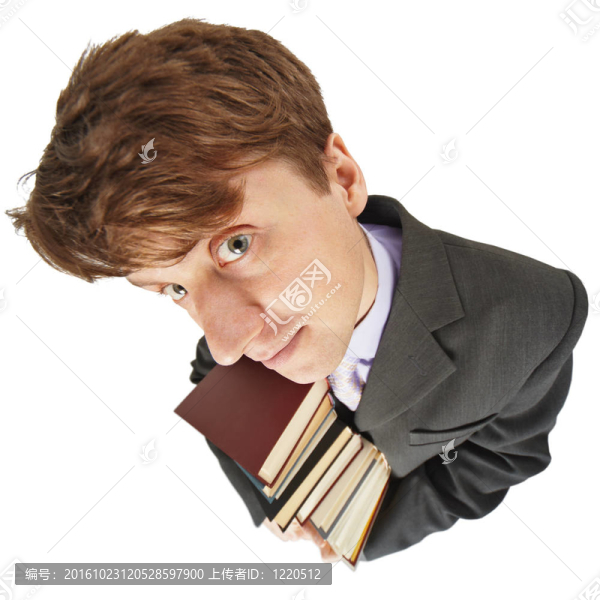 有趣的家伙手里拿著圖書館的書