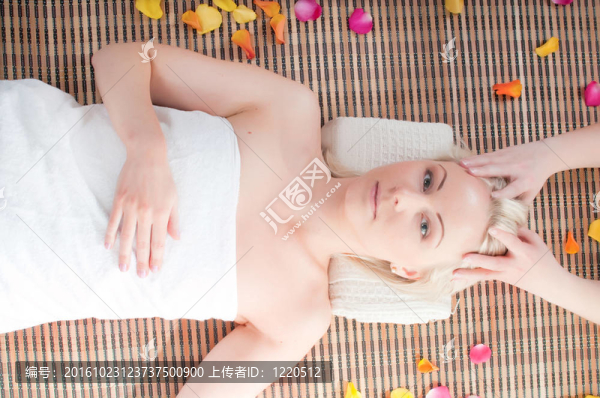 女人與水療