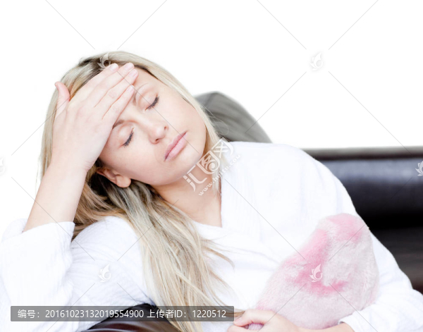 高興的女人頭疼