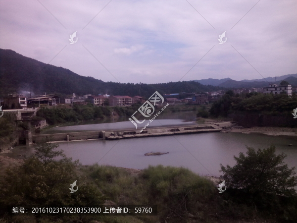 攔河水壩