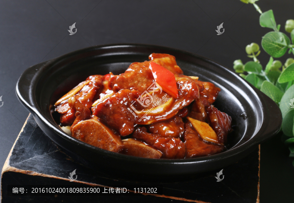黑椒牛仔骨