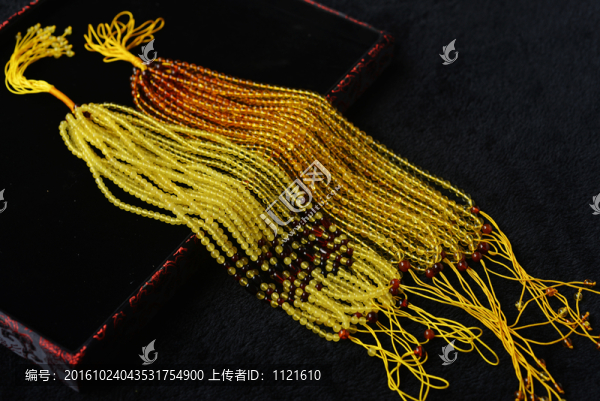 琥珀項(xiàng)鏈