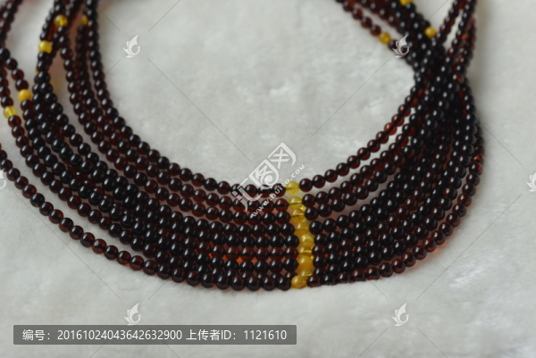 琥珀項(xiàng)鏈