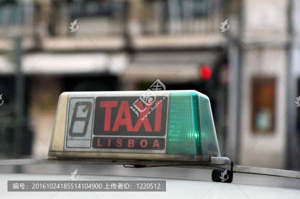 Lisbon市的出租車；在葡萄牙