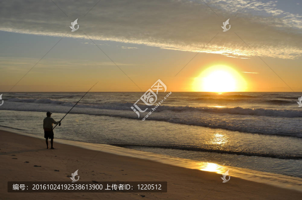 日出釣魚