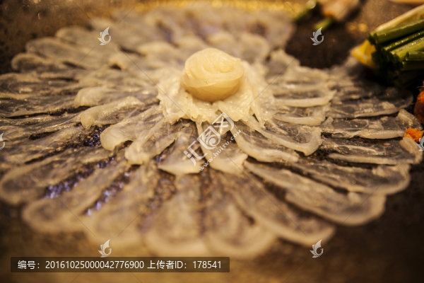 河豚刺生