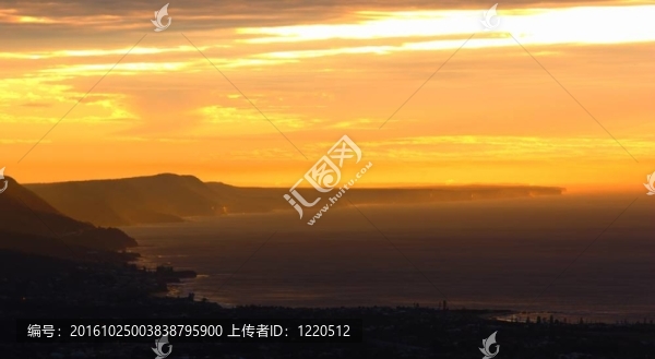 沿海的日出
