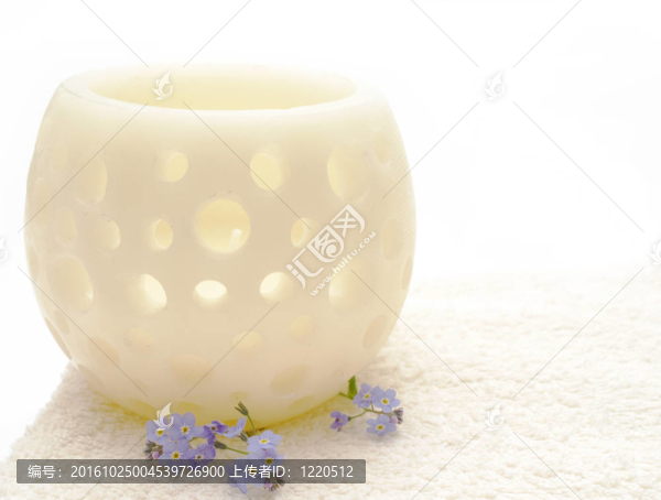 白色的SPA