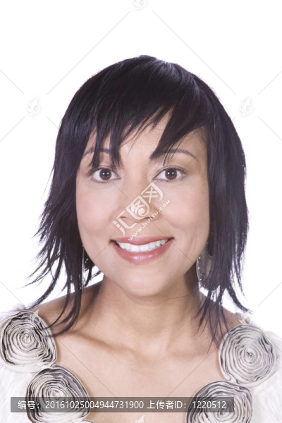 接近一個美麗的亞洲女孩