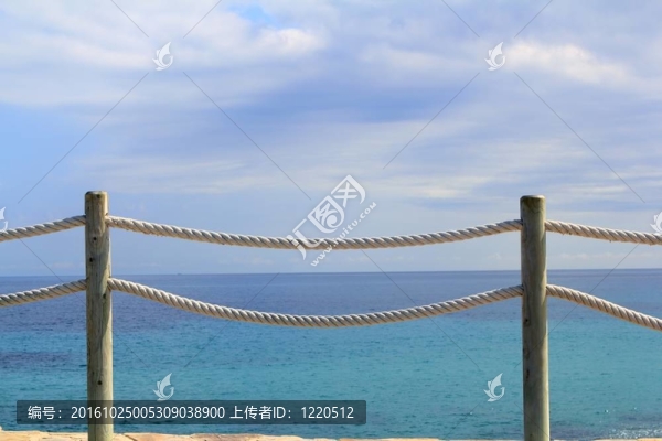 樓梯扶手欄桿海洋繩和木