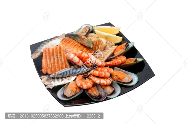 牛排配魚(yú)；貽貝和蝦