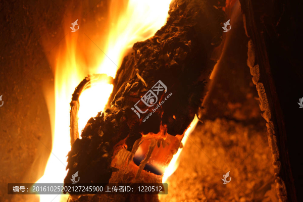 燃燒的木頭