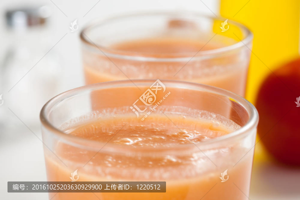 典型的西班牙美食美味的湯