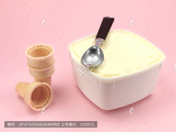 冰淇淋