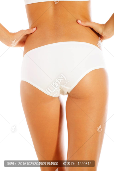 苗條的身體曬黑的女人