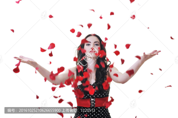 玫瑰花瓣的女人