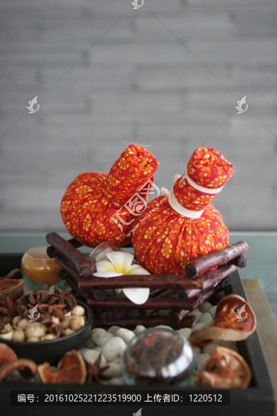 水療產(chǎn)品。