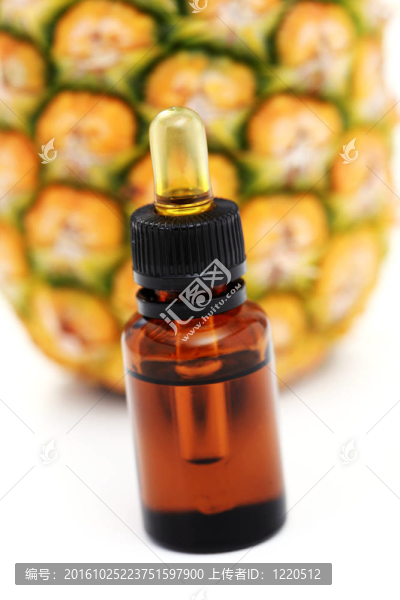 菠蘿香精油