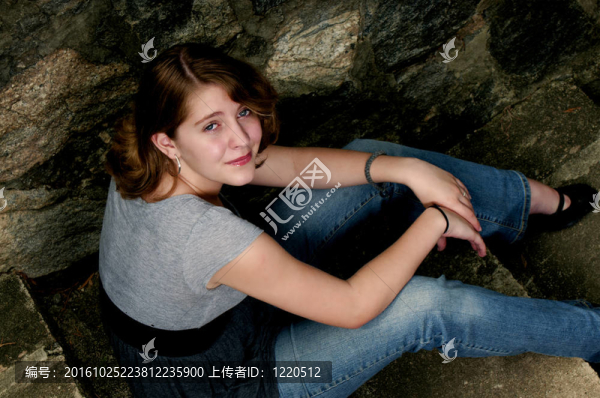 十幾歲的女孩