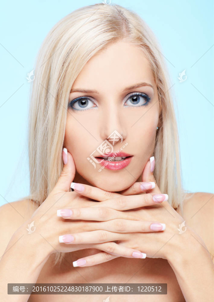 美麗的金發(fā)女郎