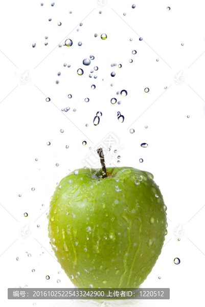白蘋果上的淡水水滴