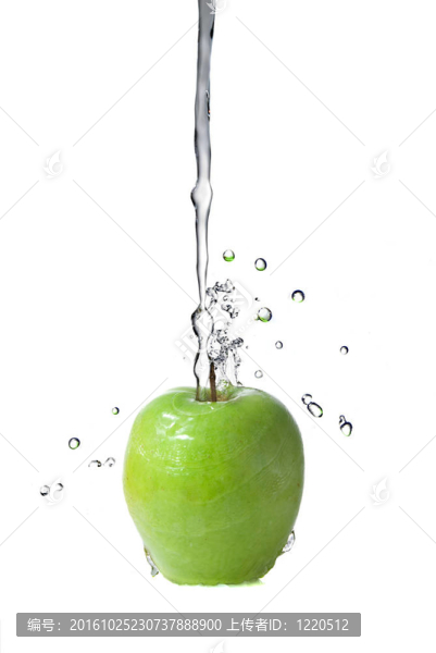 白蘋果上的淡水飛濺