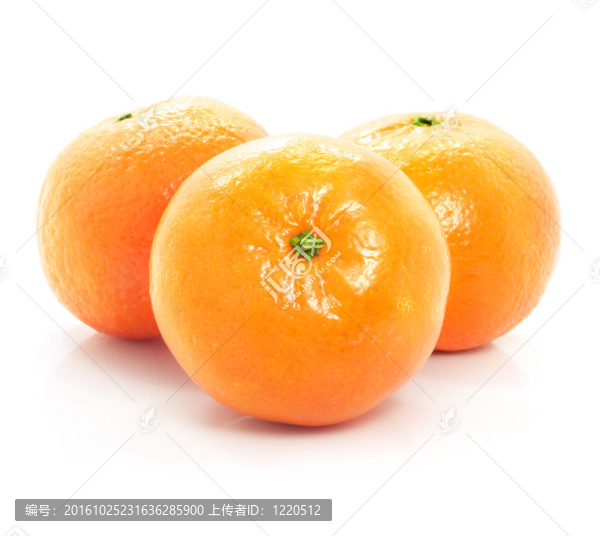 成熟的柑橘果實(shí)孤立在白色背景的食物