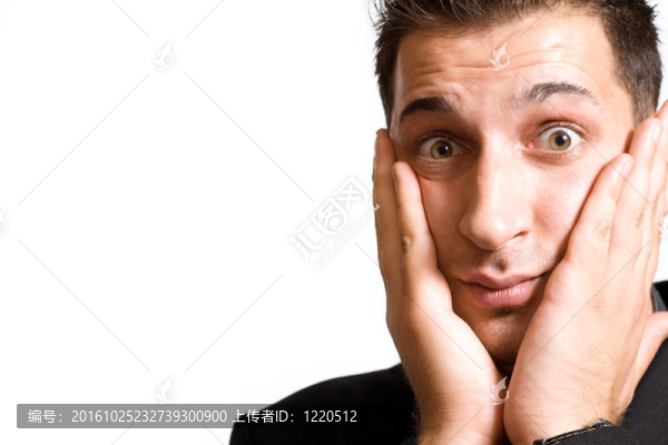 驚訝的年輕商人