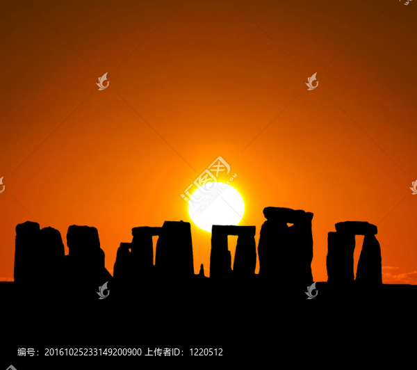 英國巨車陣的剪影