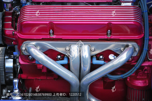 經(jīng)典汽車發(fā)動機(jī)。