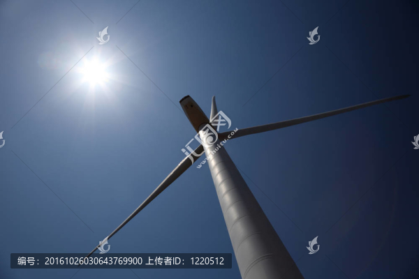 清潔能源風(fēng)力發(fā)電機(jī)組