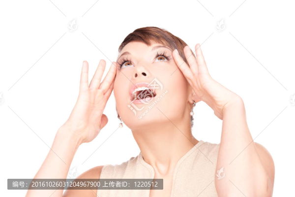 令人驚訝的女人的臉