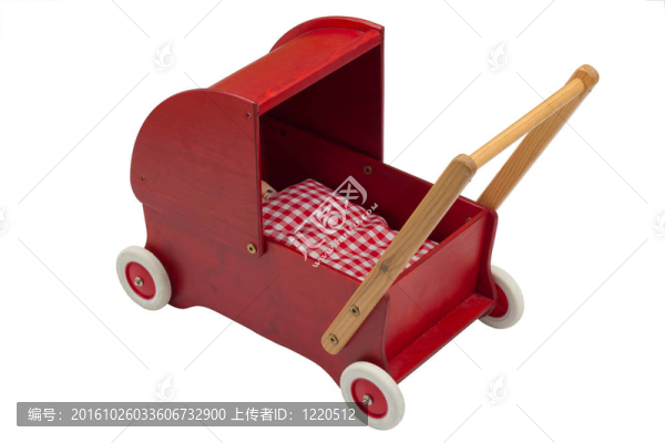紅娃娃和娃娃推車