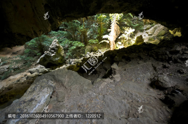帕亞那空山洞