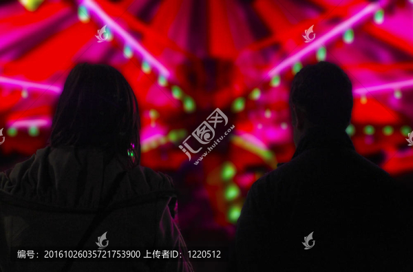 旋轉(zhuǎn)木馬