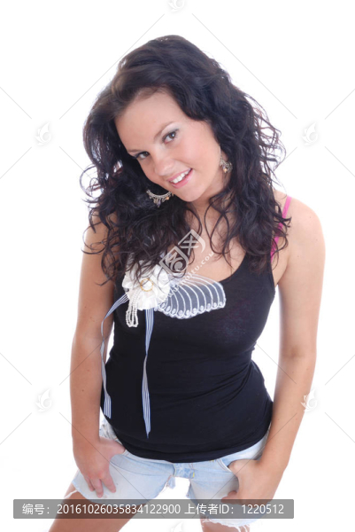 可愛的休閑年輕女人